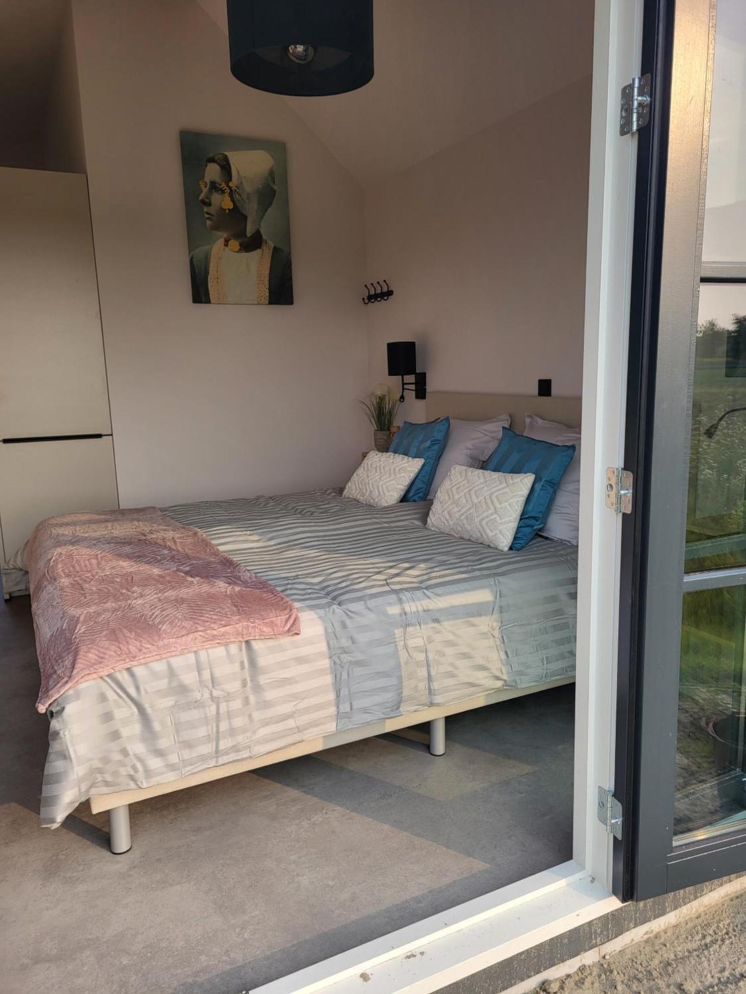 Huisje Mina Vrouwenpolder Exteriör bild